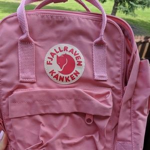 Fjallraven kanken backpack